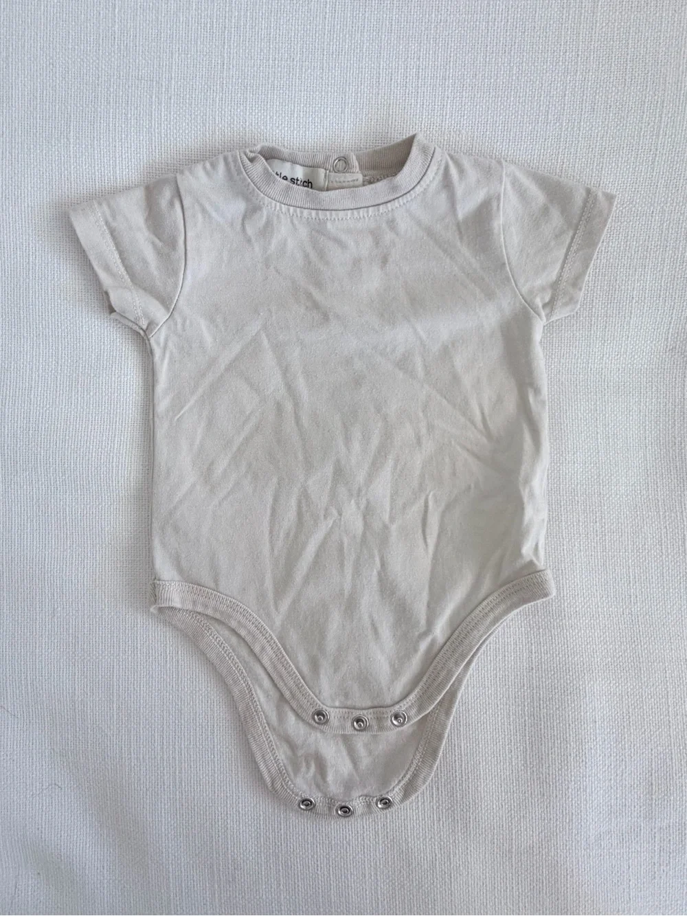 Classic Short-Sleeve Baby Bodysuit in Light Beige